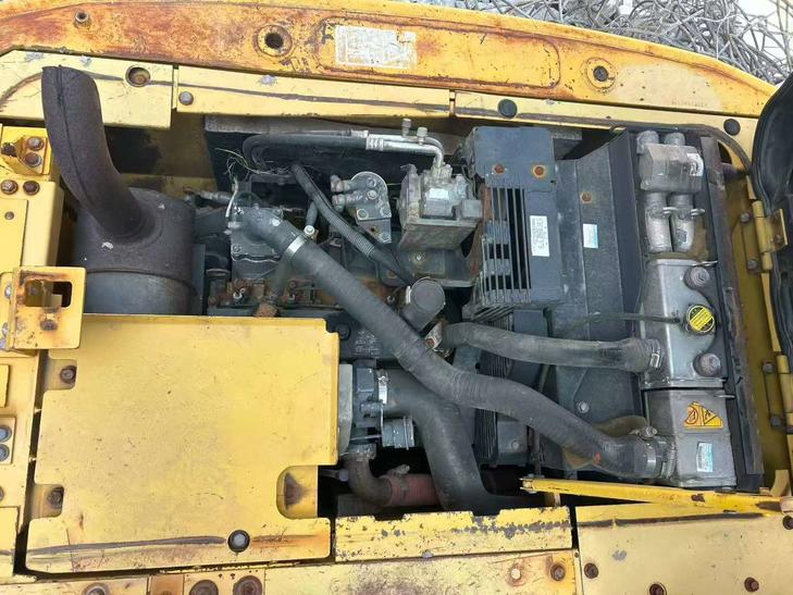 Buy Komatsu PC130-7 Used Excavator / 1