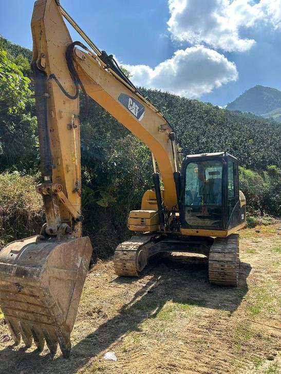 Buy Caterpillar 312D Used Excavator / 1