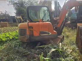 Buy Doosan DH60 Used Excavator / 2 Buy Doosan DH60 Used Excavator / 2