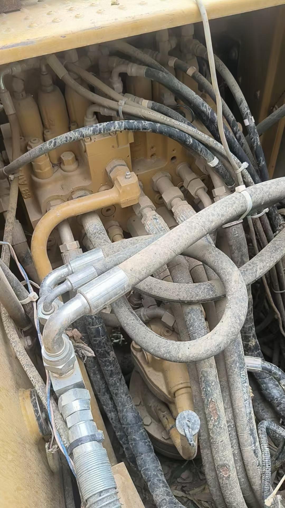 شراء حفارة Caterpillar 313D مستعملة / 2