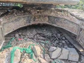 Buy Kobelco SK210 Used Excavator / 5 Buy Kobelco SK210 Used Excavator / 5