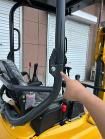 Buy Yanmar B2U Used Excavator / 4 Buy Yanmar B2U Used Excavator / 4