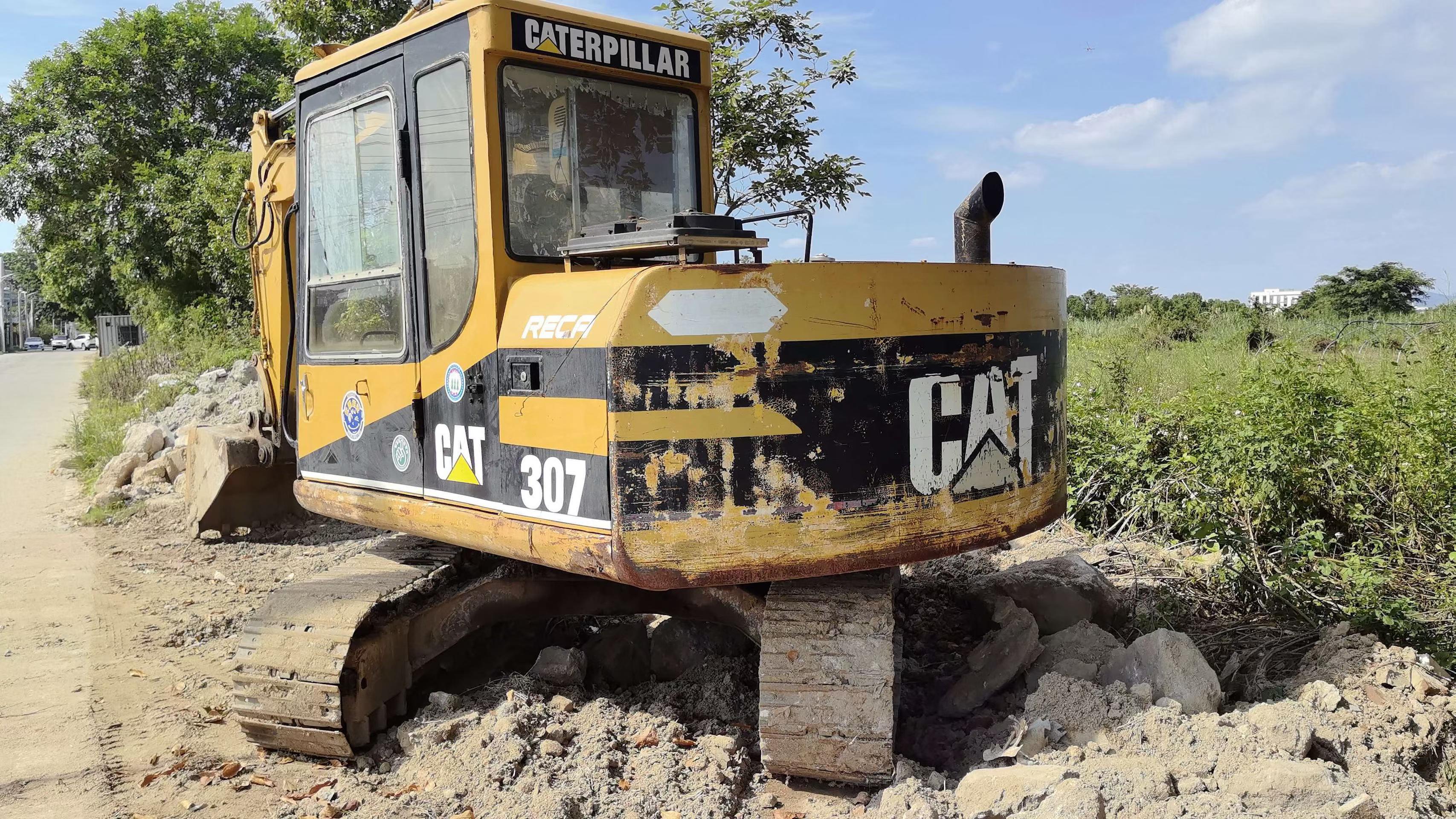 Buy Caterpillar 307B Used Excavator / 3