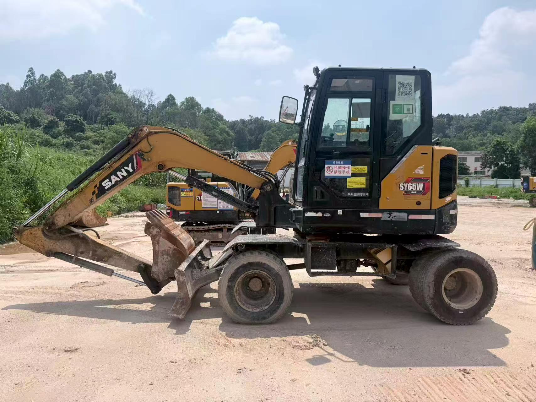 Acheter Sany SY65C D'occasion Pelle