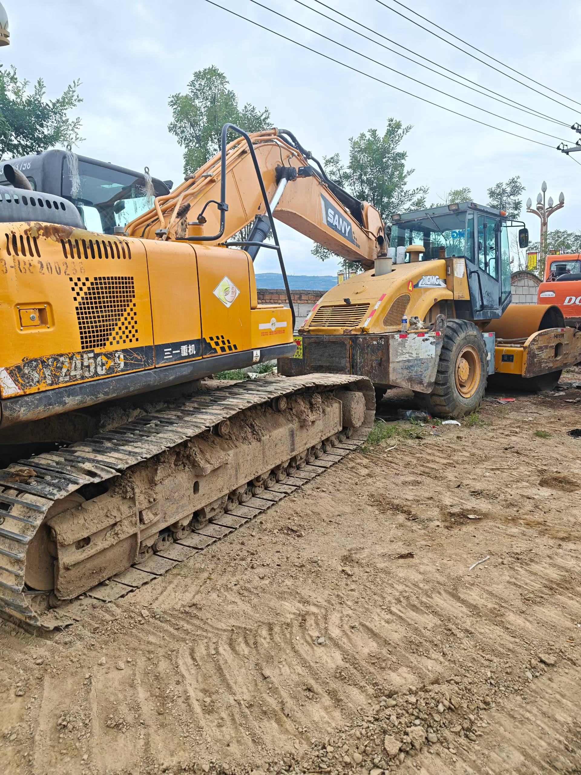 Buy Sany SY235C Used Excavator / 3