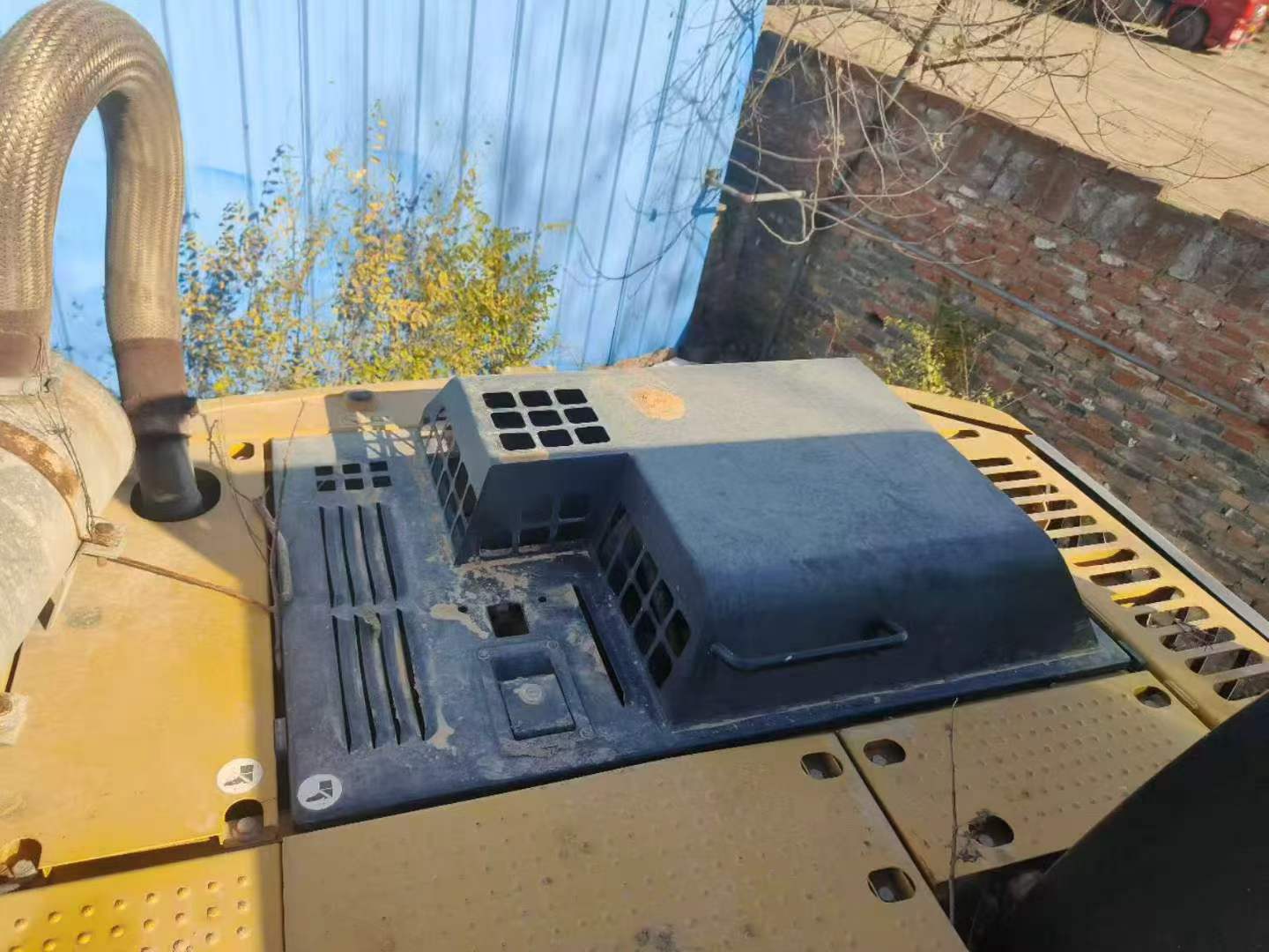Buy Caterpillar Used Excavator / 6