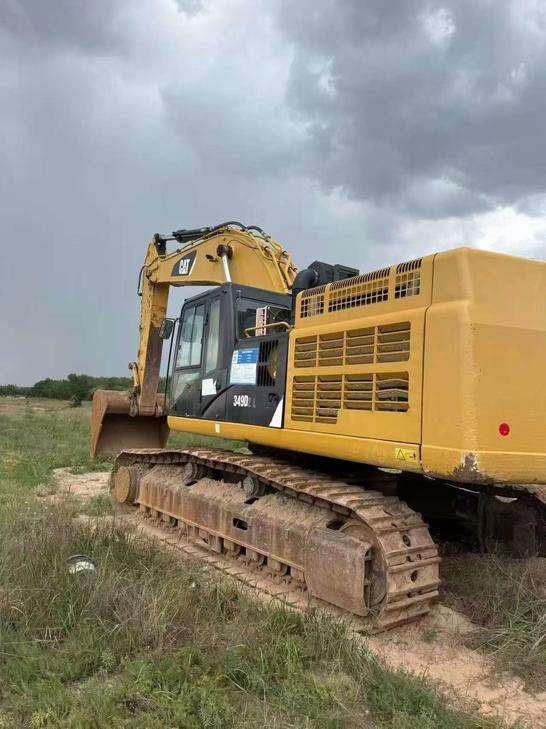 Buy Caterpillar 349E Used Excavator / 1