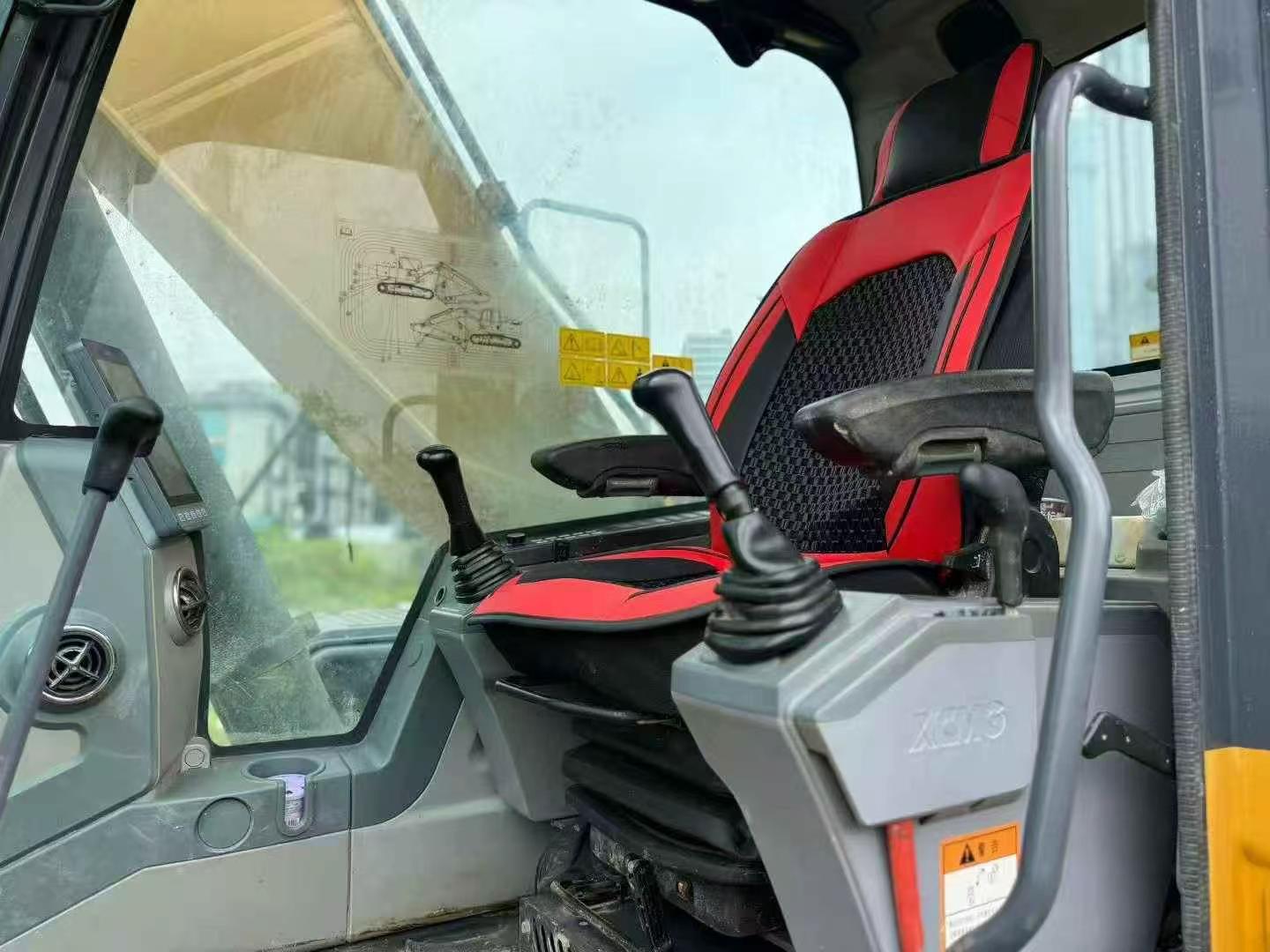 Buy XCMG Used Excavator / 8