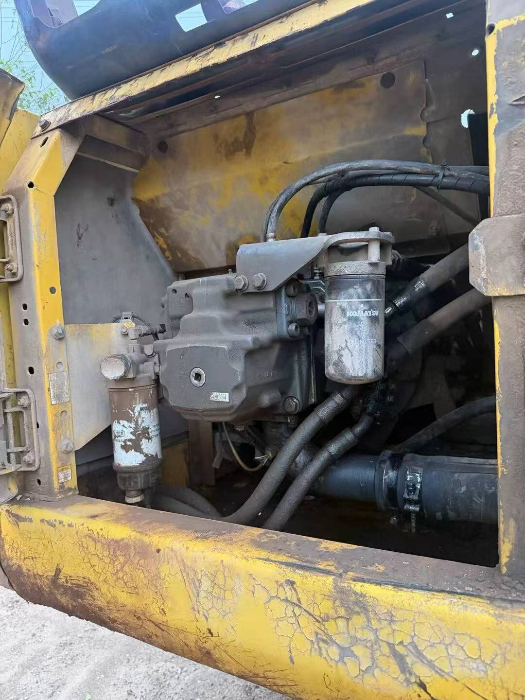 Buy Komatsu PC200-8 Used Excavator / 7