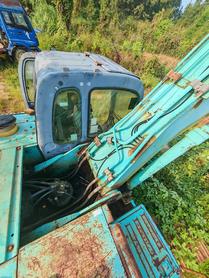 Buy Kobelco SK260LC-8 Used Excavator / 4 Buy Kobelco SK260LC-8 Used Excavator / 4