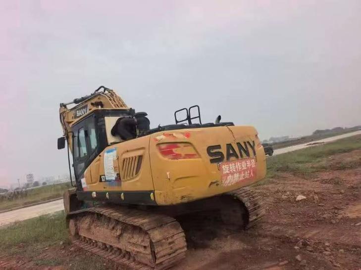 Buy Sany SY215C Used Excavator / 1