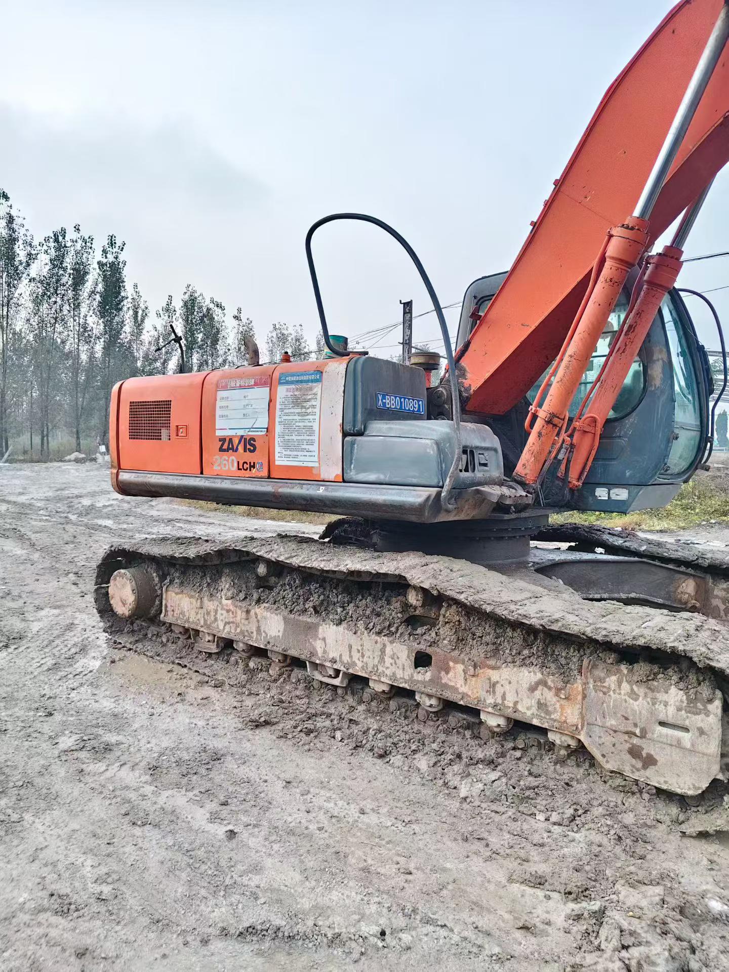 Buy Hitachi ZX260-3G Used Excavator / 5