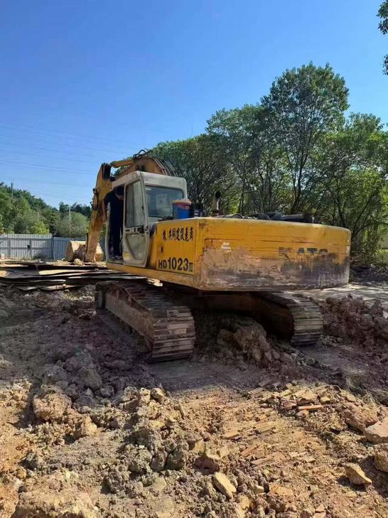 Buy Kato Used Excavator / 1