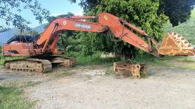 Buy Doosan DH300-7 Used Excavator / 4 Buy Doosan DH300-7 Used Excavator / 4