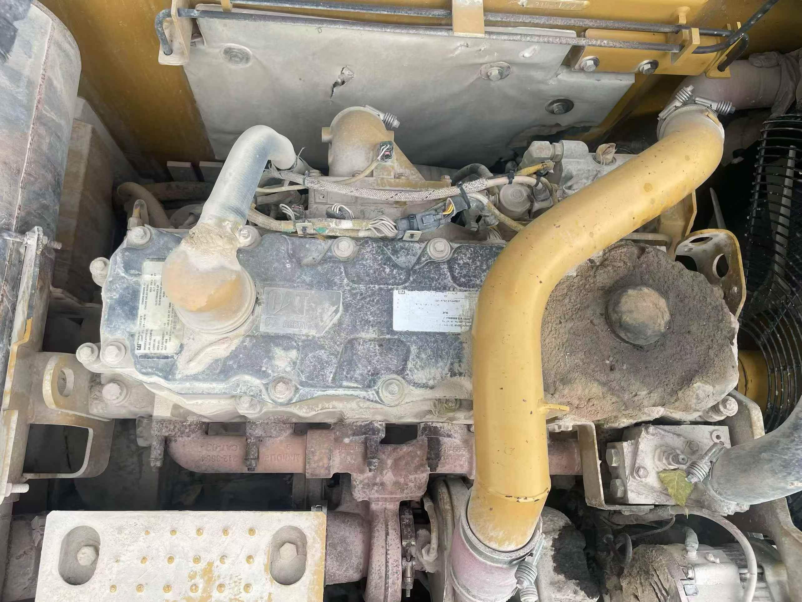 Buy Caterpillar 324D Used Excavator / 6