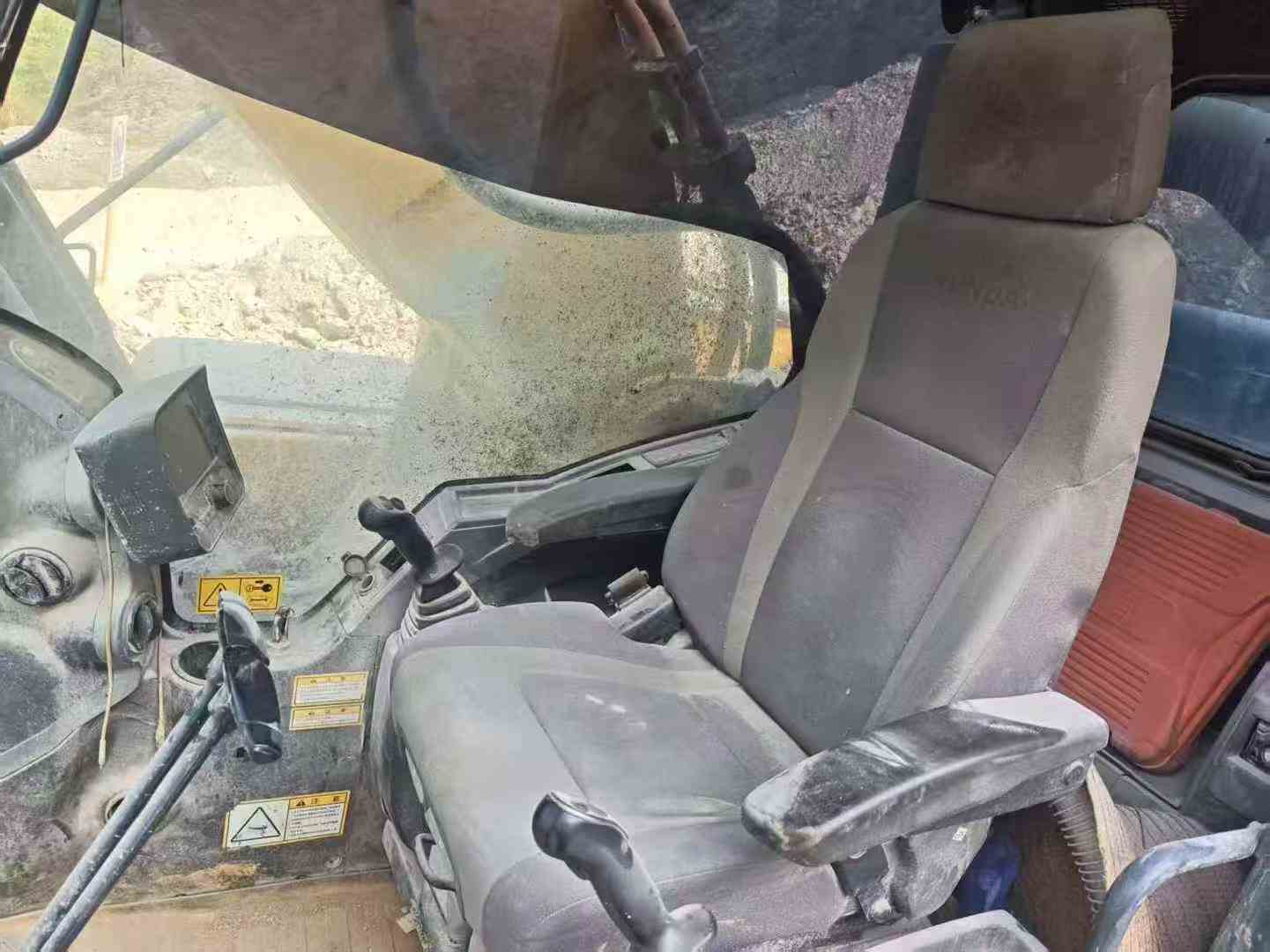 Compre Excavadora Hyundai R385LVS Usada / 9