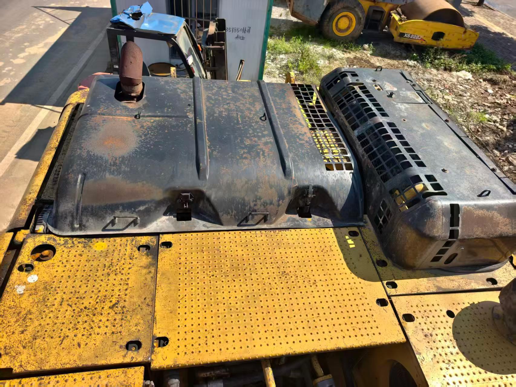 Купить Подержанный Экскаватор Caterpillar 340D2L / 3