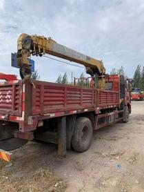 Buy XCMG 8m Used Crane / 4 Buy XCMG 8m Used Crane / 4