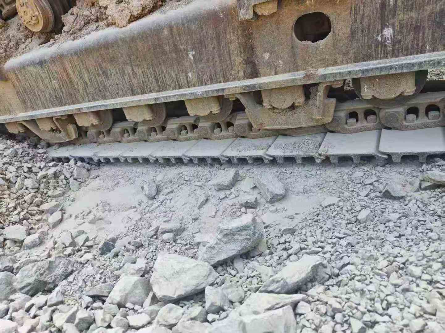 Compre Excavadora Hyundai R385LVS Usada / 7