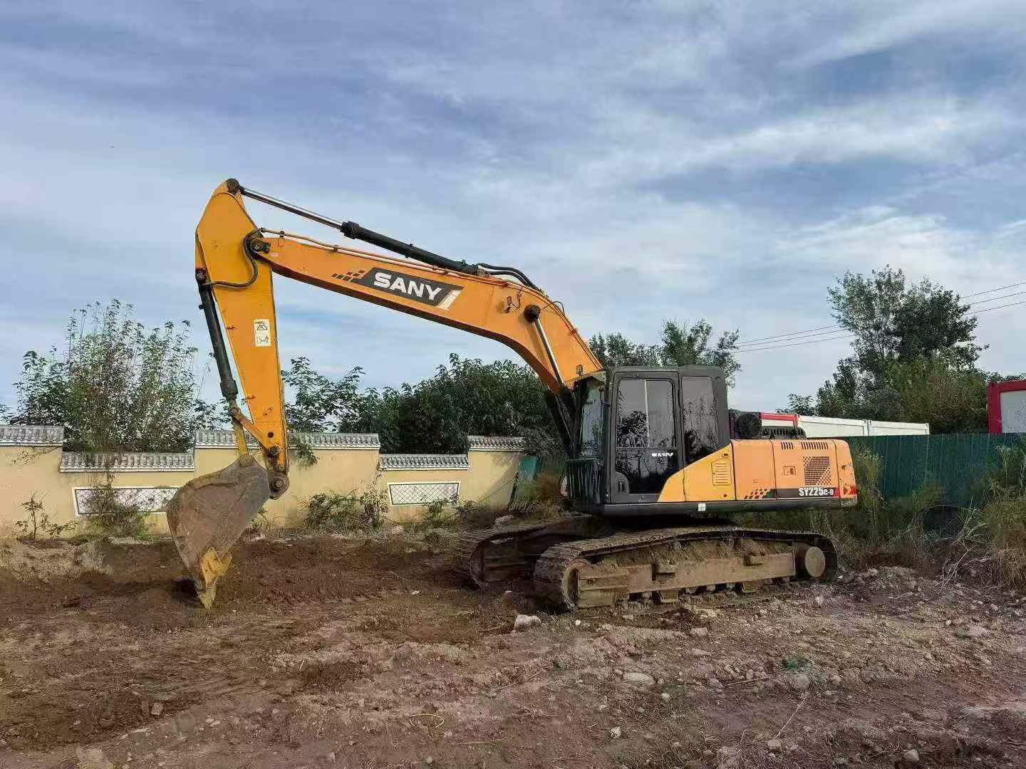 Buy Sany SY225C-8 Used Excavator / 5