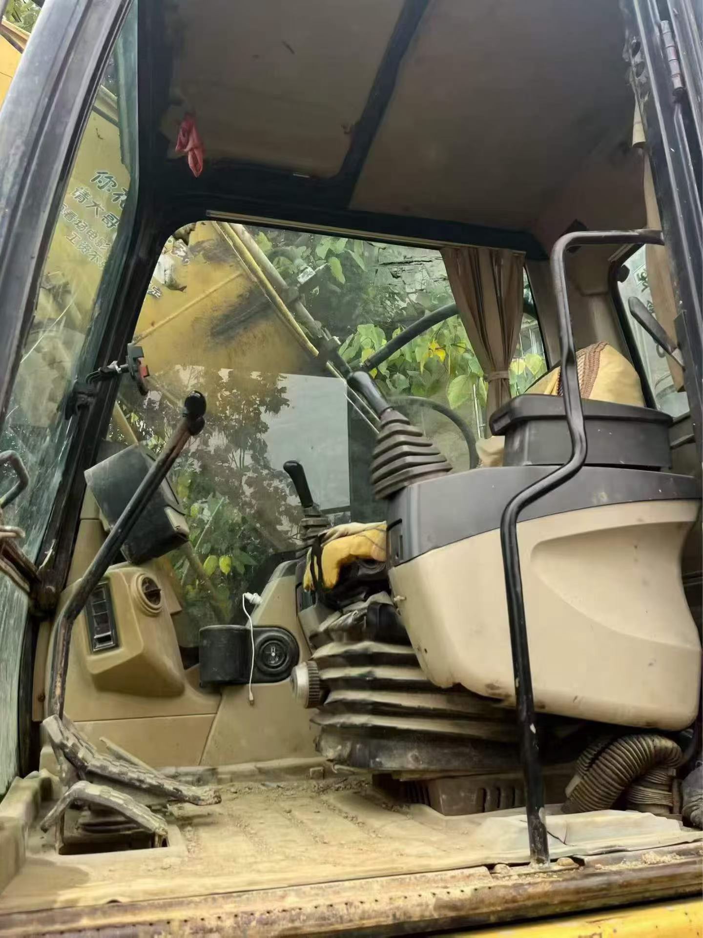 Buy Caterpillar 320C Used Excavator / 4