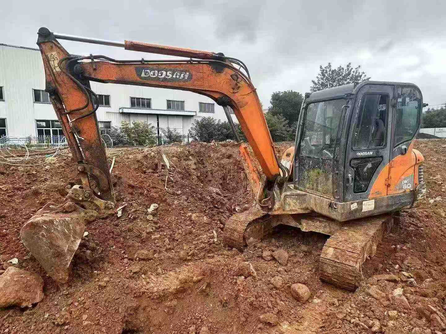 Buy Doosan DX60 Used Excavator / 2