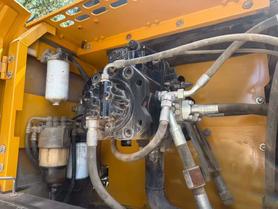 Buy Sany SY305C Used Excavator / 4 Buy Sany SY305C Used Excavator / 4