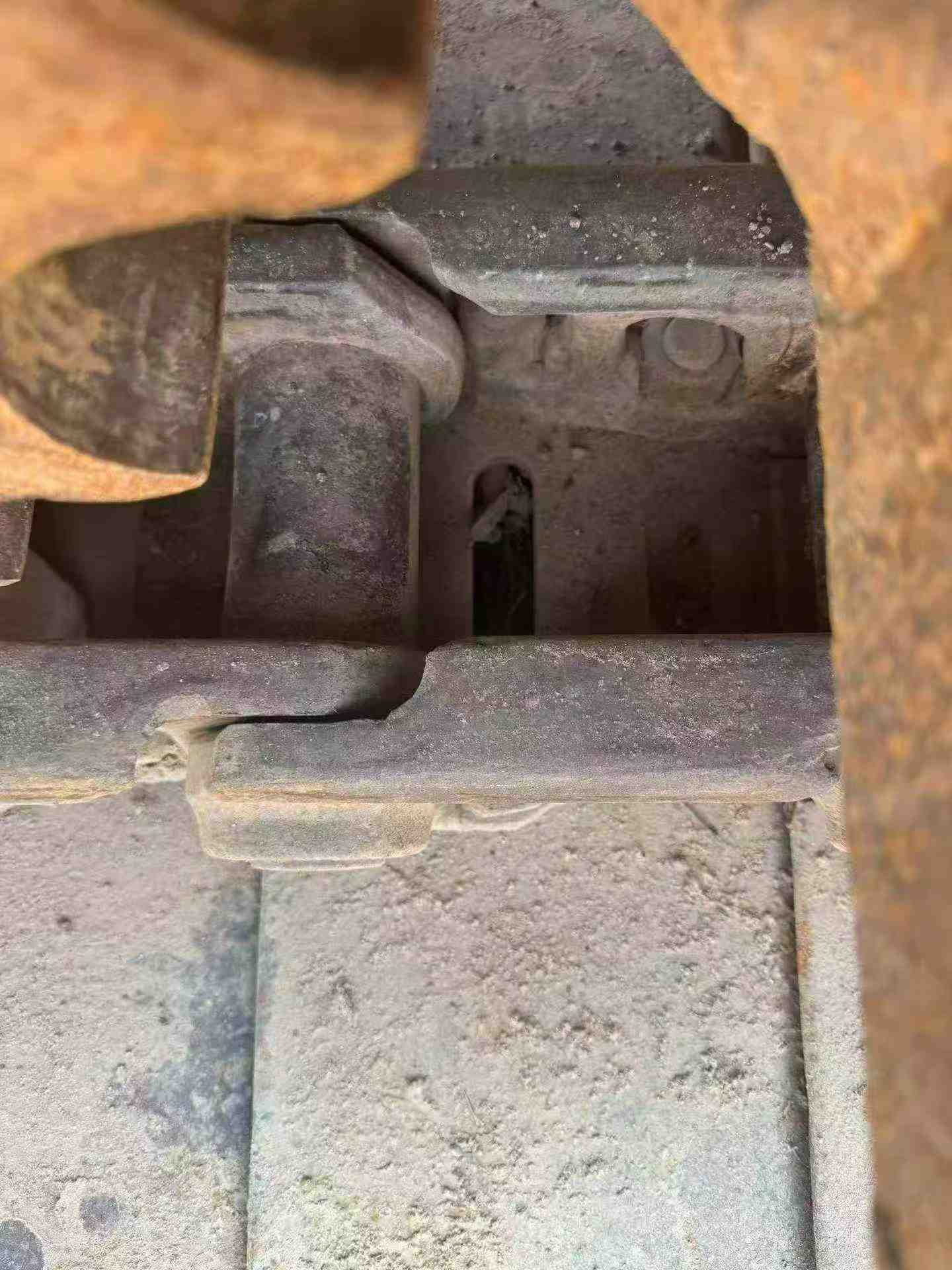 Compre Escavadeira Hyundai R385LVS Usada / 7