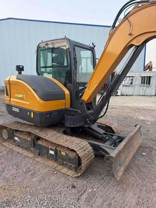 Buy XCMG LW60G Used Loader / 1