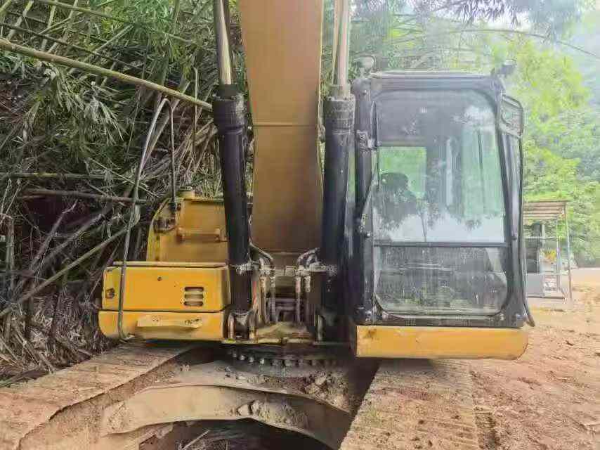 Buy Caterpillar 320A Used Excavator / 4