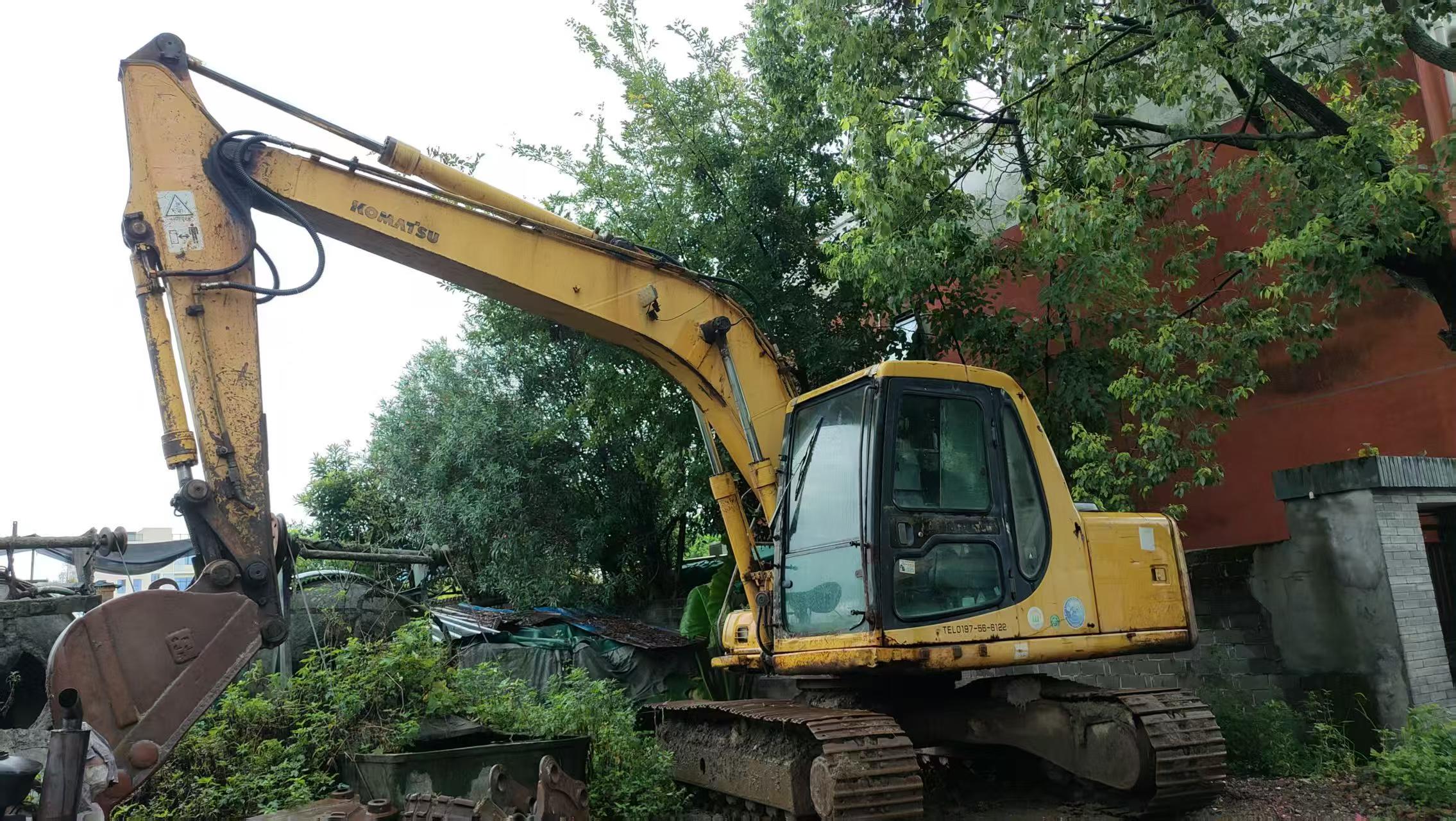 Buy Komatsu PC120-6 Used Excavator / 2