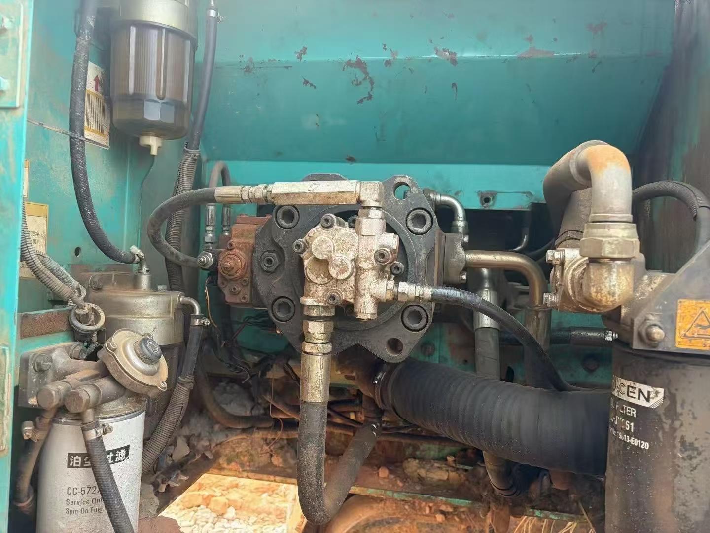 Buy Kobelco SK200-8 Used Excavator / 2