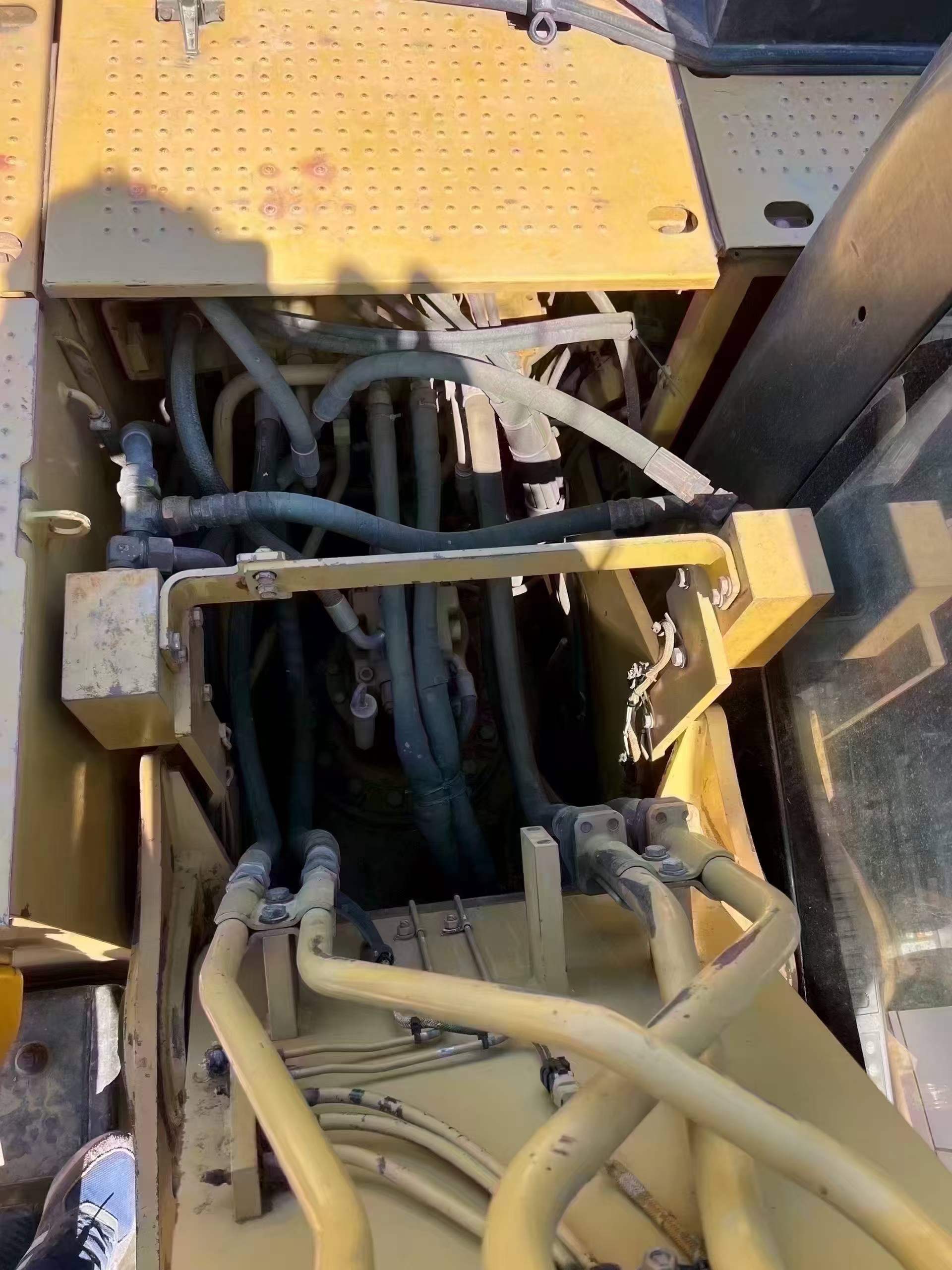 Buy Caterpillar M315 Used Excavator / 3
