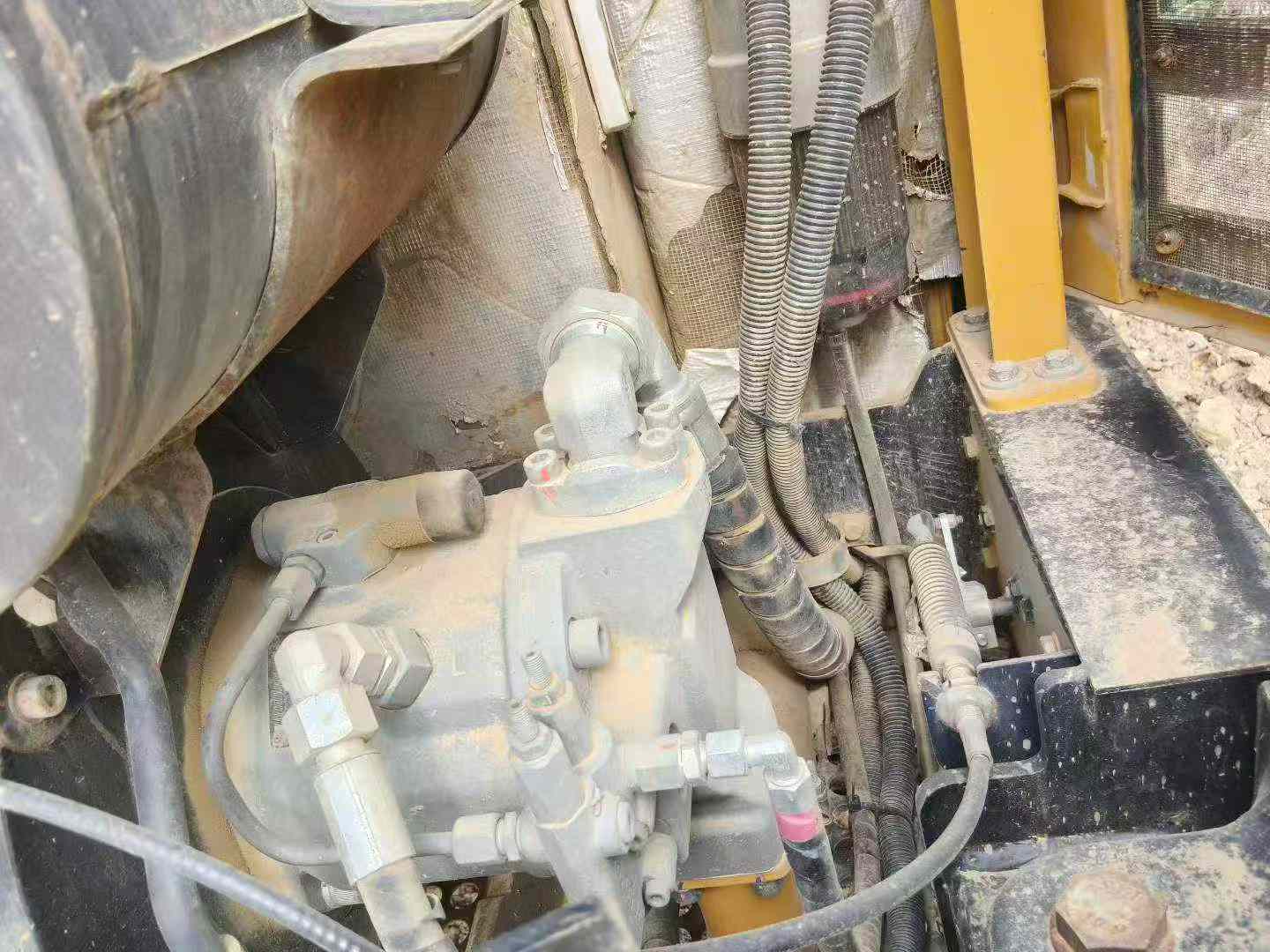 Купить Подержанный Экскаватор Sany SY55 / 7