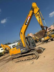 Buy XCMG LW150FV Used Excavator / 2 Buy XCMG LW150FV Used Excavator / 2