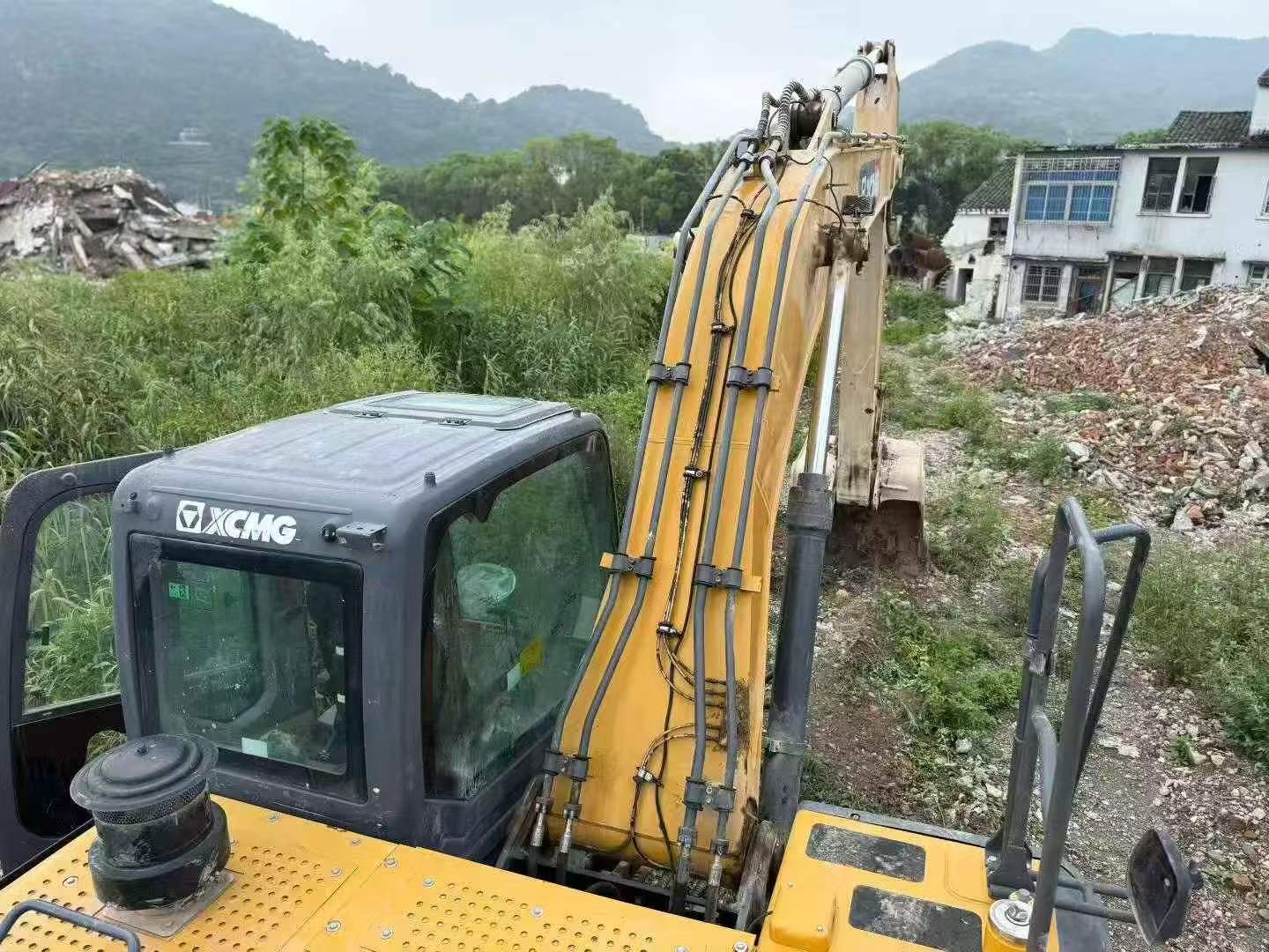 Buy XCMG Used Excavator / 4