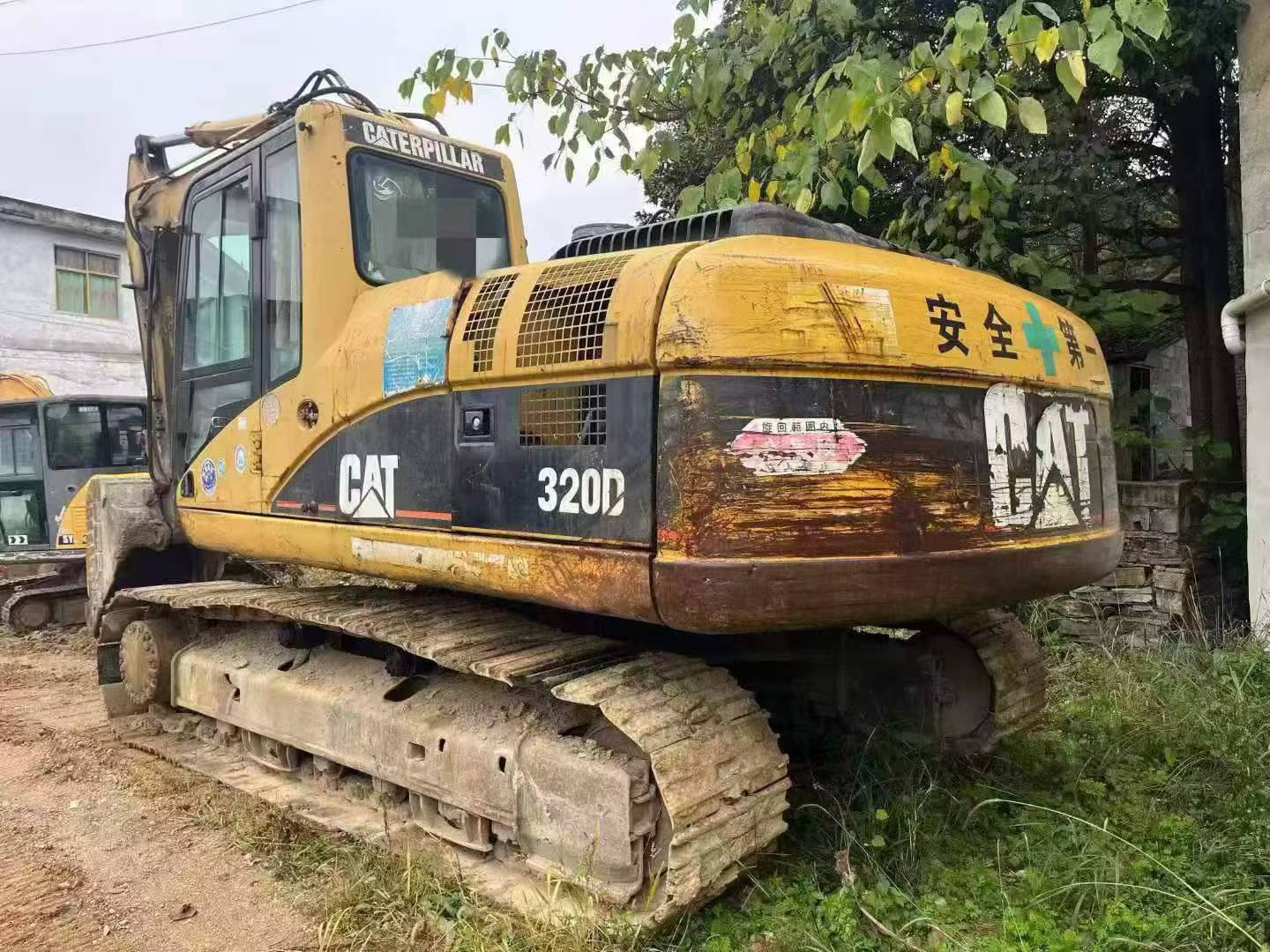Buy Caterpillar 320C Used Excavator / 3