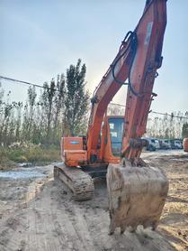 Buy Doosan DH150 Used Excavator / 3 Buy Doosan DH150 Used Excavator / 3