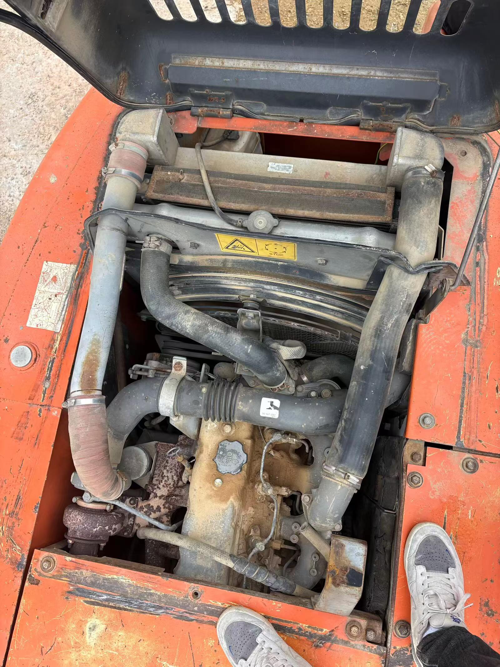 Buy Hitachi EX120-6 Used Excavator / 5