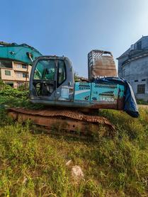 Buy Kobelco SK260LC-8 Used Excavator / 2 Buy Kobelco SK260LC-8 Used Excavator / 2