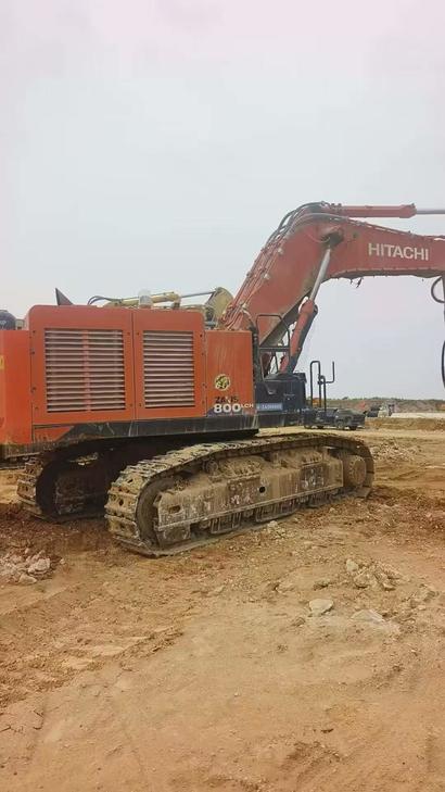 Buy Hitachi Used Excavator / 1