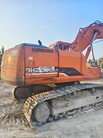 Buy Doosan DH220-7 Used Excavator / 5 Buy Doosan DH220-7 Used Excavator / 5