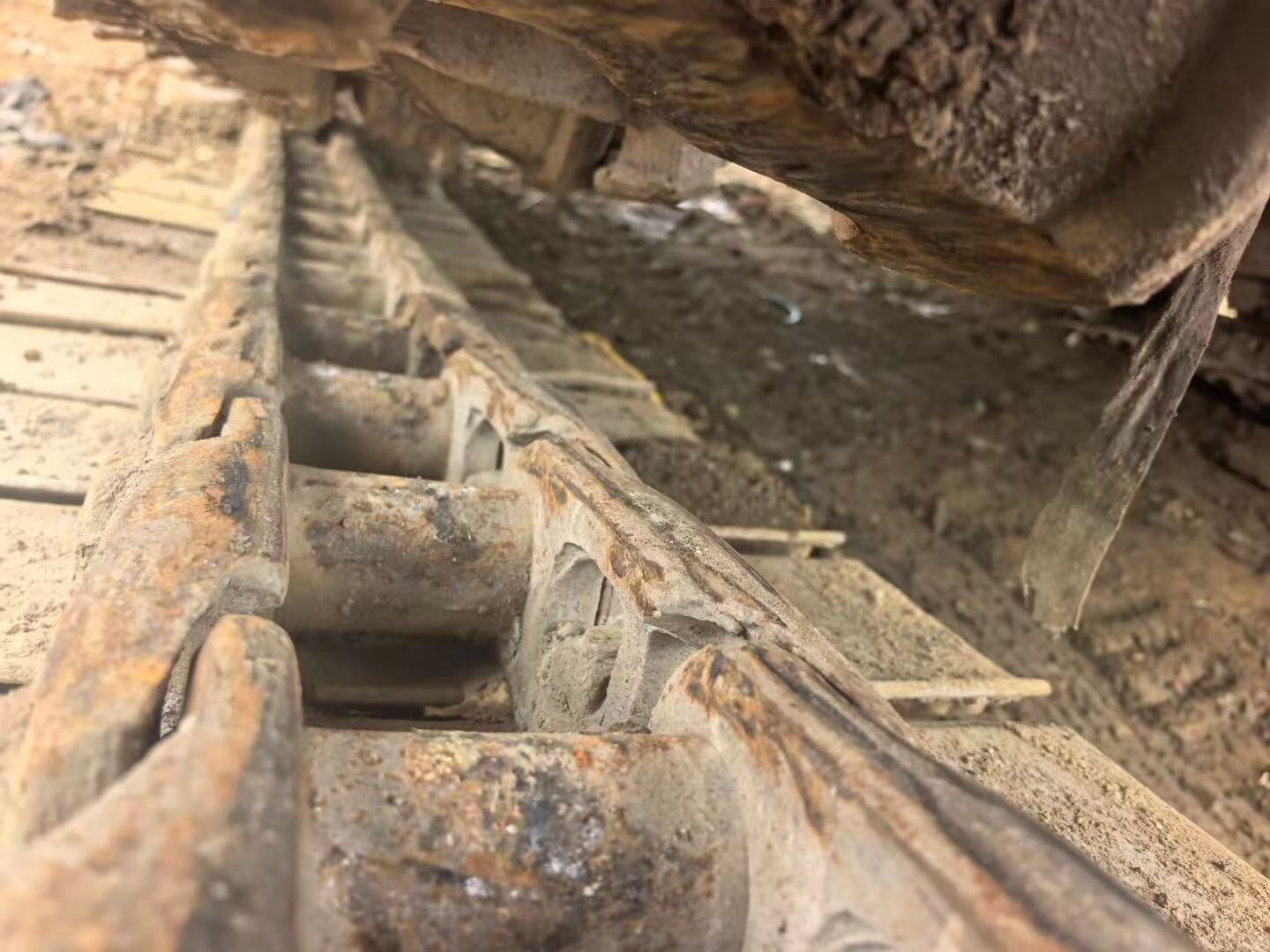 Buy Hitachi ZX200-6 Used Excavator / 6