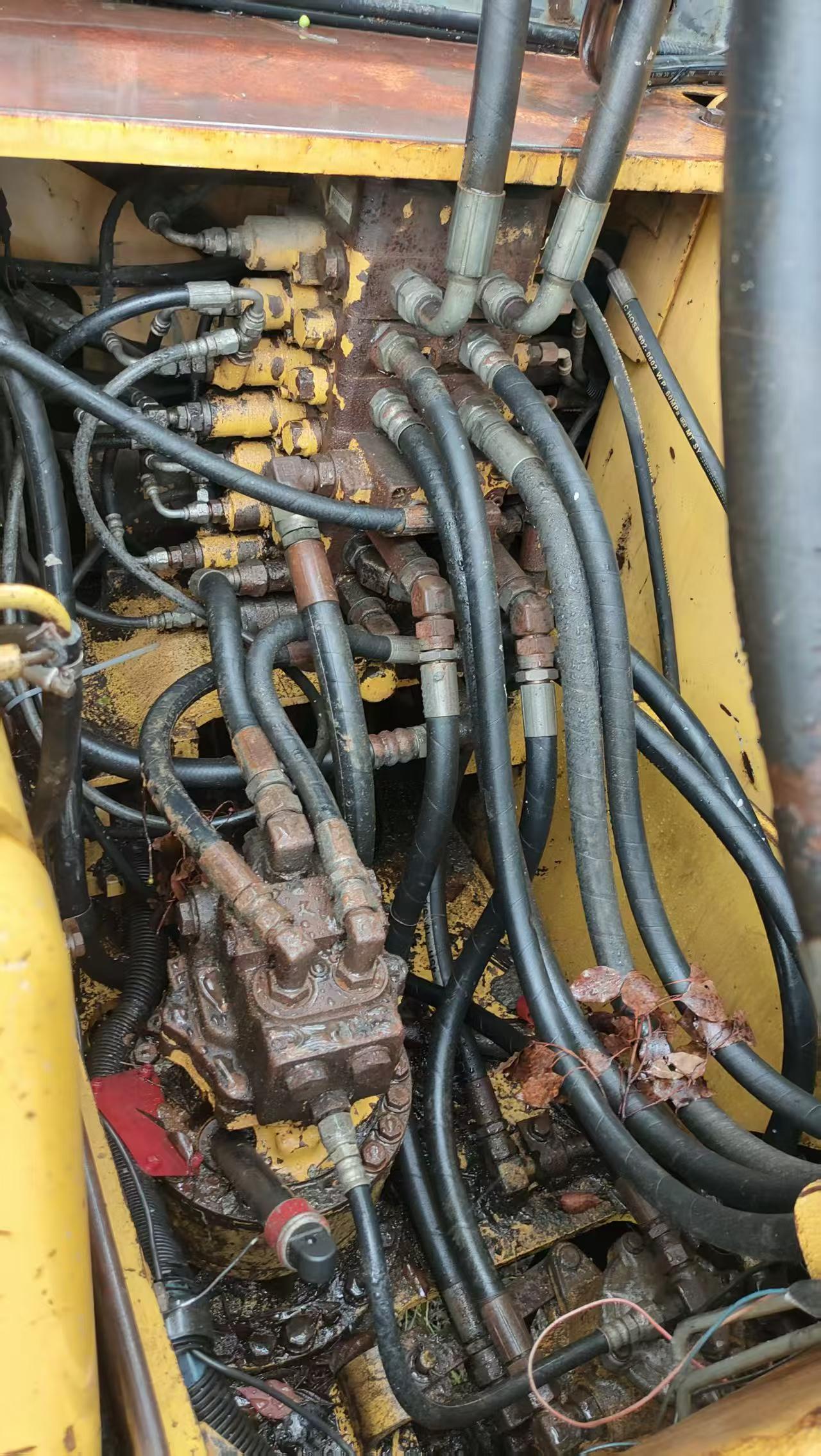 Buy Komatsu PC120-6 Used Excavator / 6