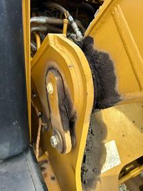 Buy Caterpillar 330B Used Excavator / 7 Buy Caterpillar 330B Used Excavator / 7