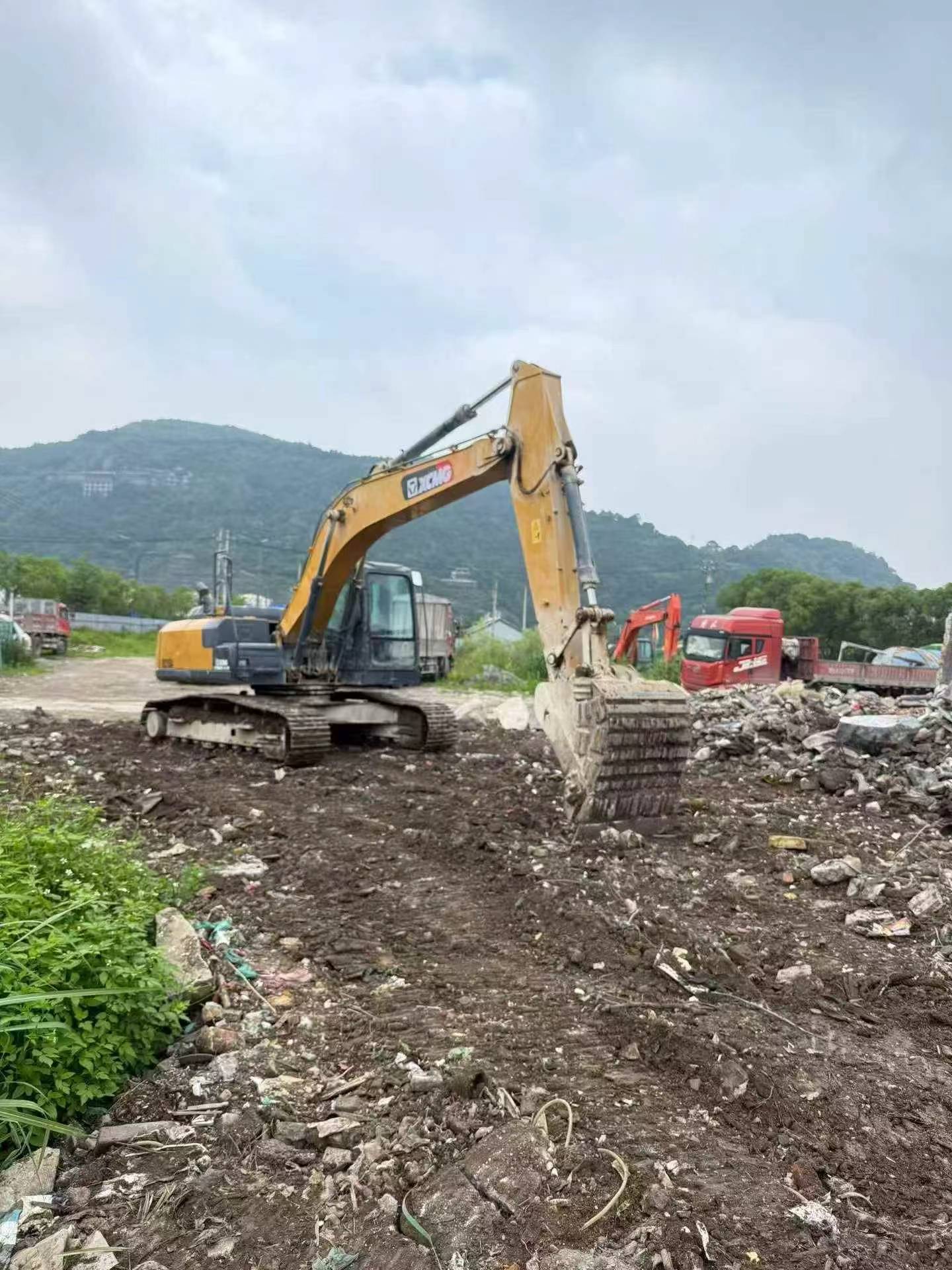 Buy XCMG Used Excavator / 2