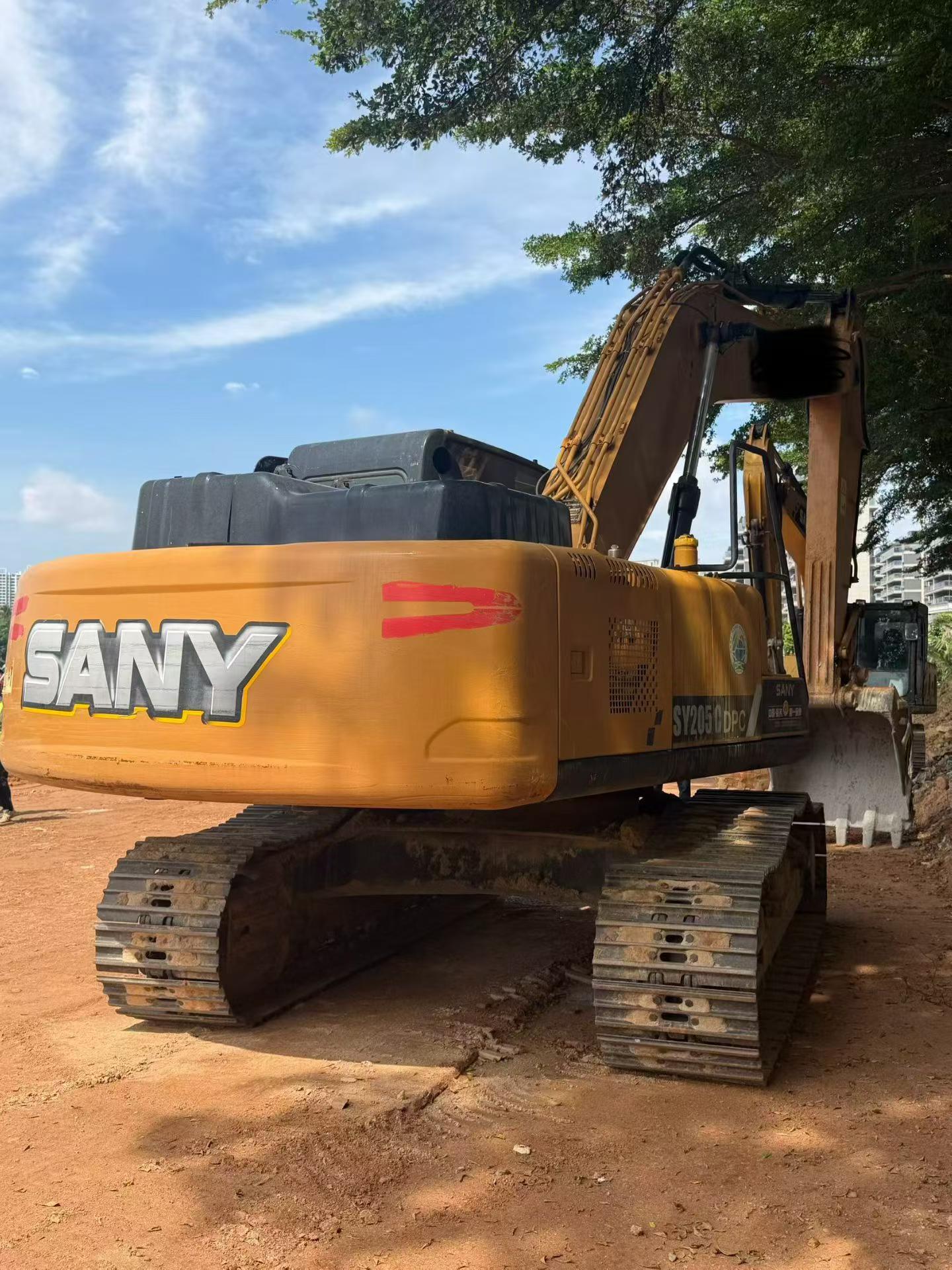 Buy Sany SY205C Used Excavator / 8