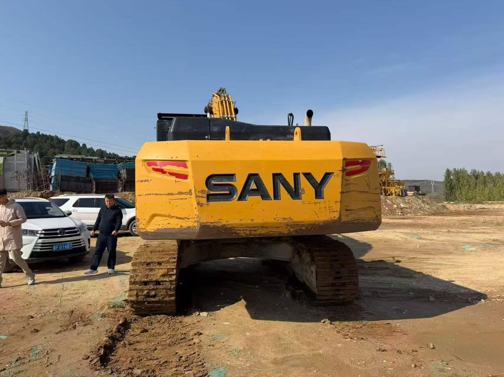 Compre Escavadeira Sany SY365C Usada / 6