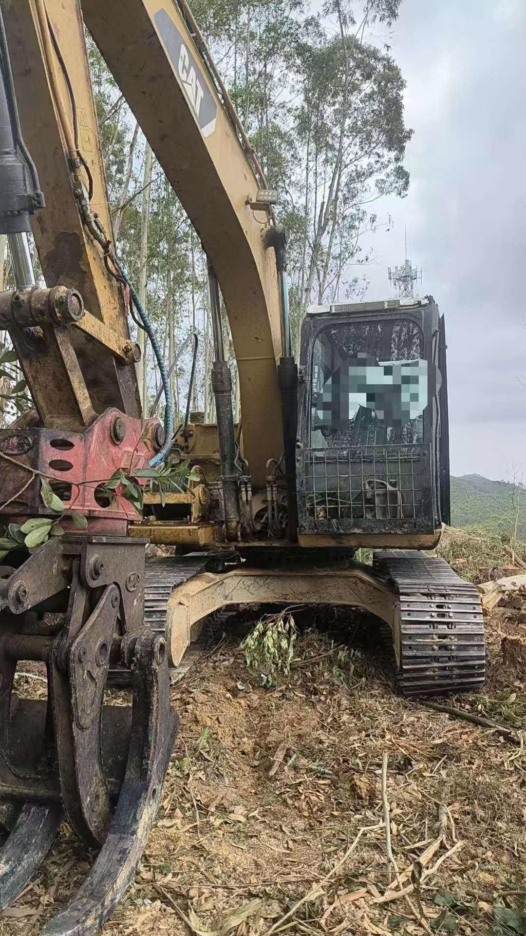 شراء حفارة Caterpillar 313D مستعملة / 6