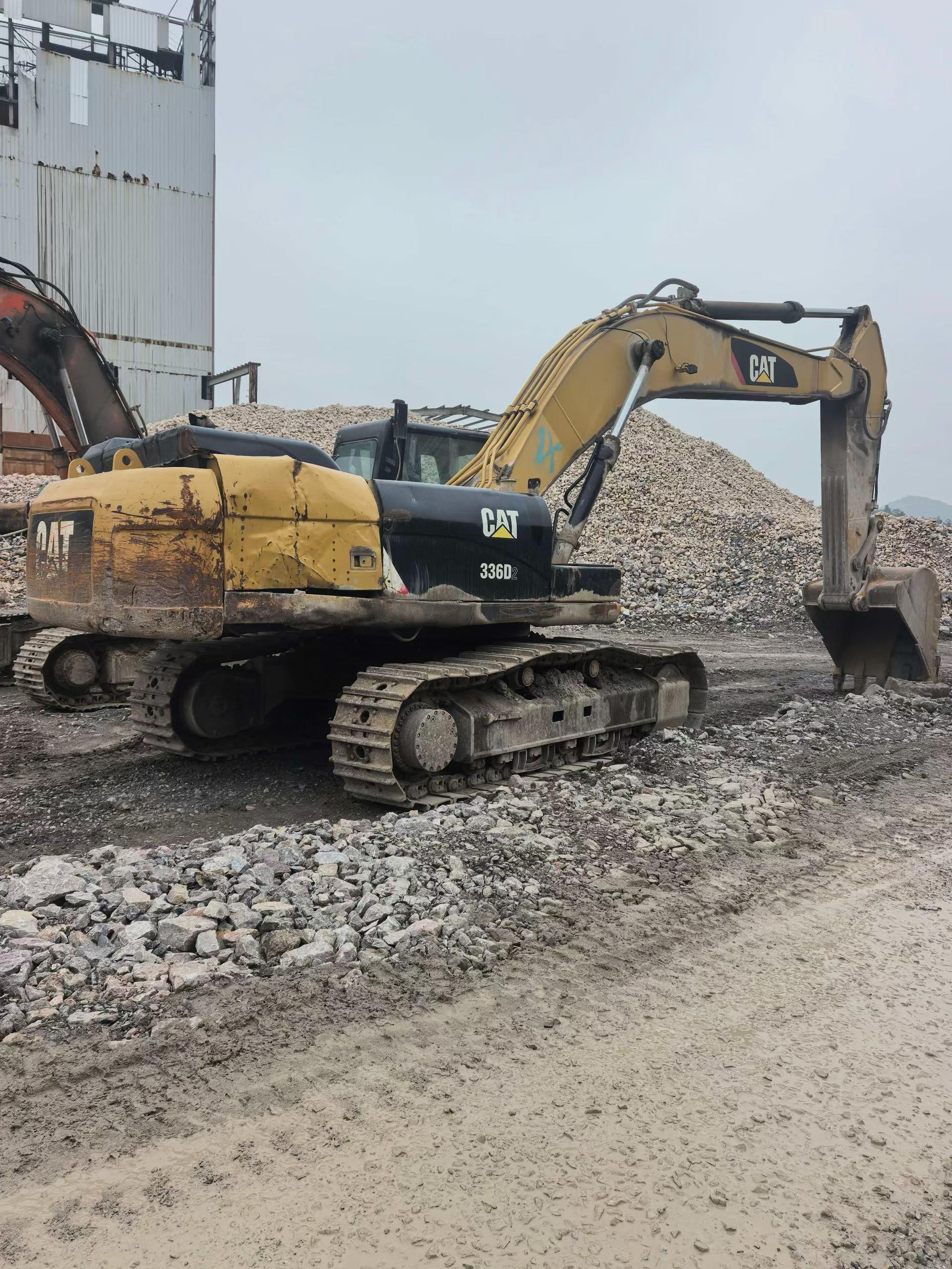 شراء حفارة Caterpillar 336E مستعملة / 7